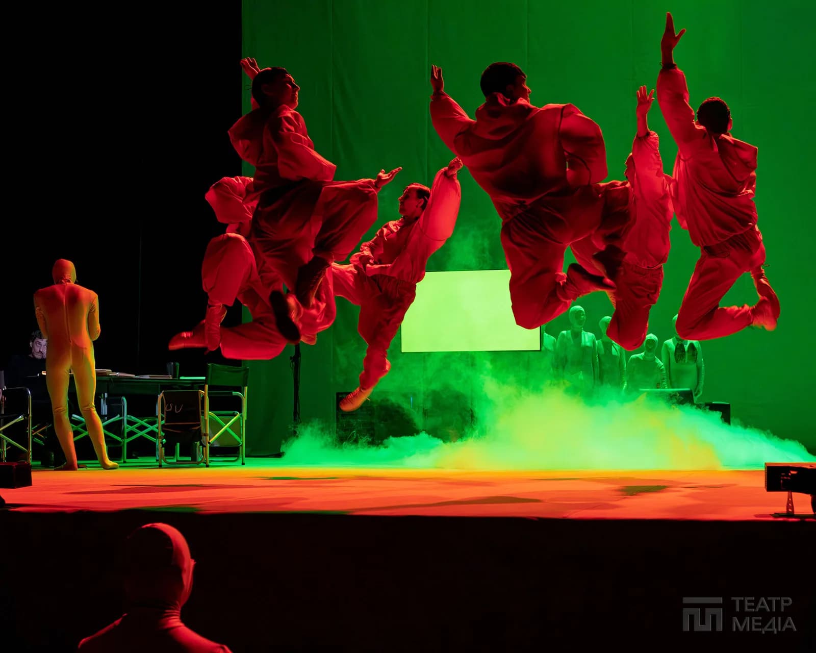 “Троянство” Давида Петросяна: про “Енеїду” без героя, а театр без мети — 18