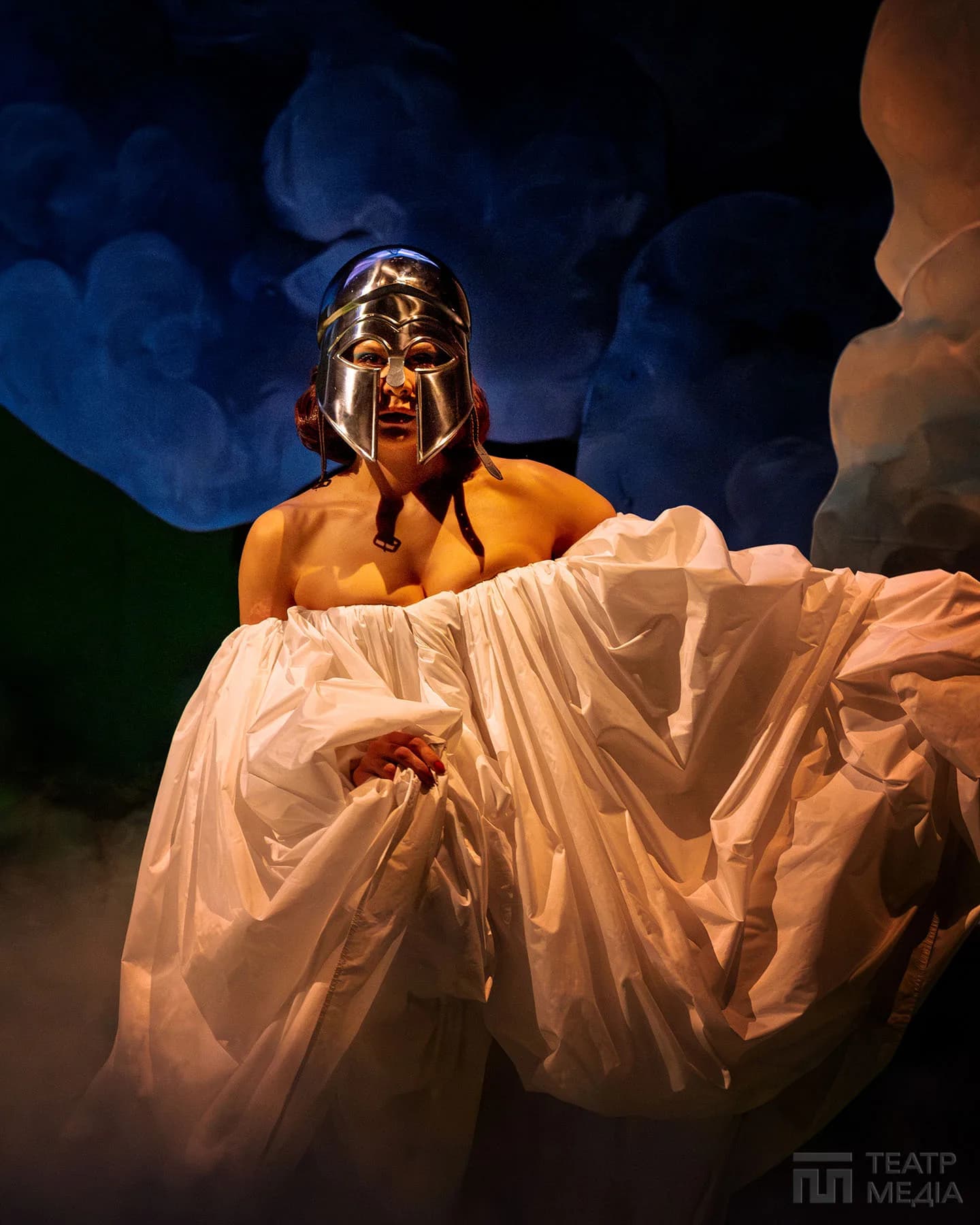 “Троянство” Давида Петросяна: про “Енеїду” без героя, а театр без мети — 11