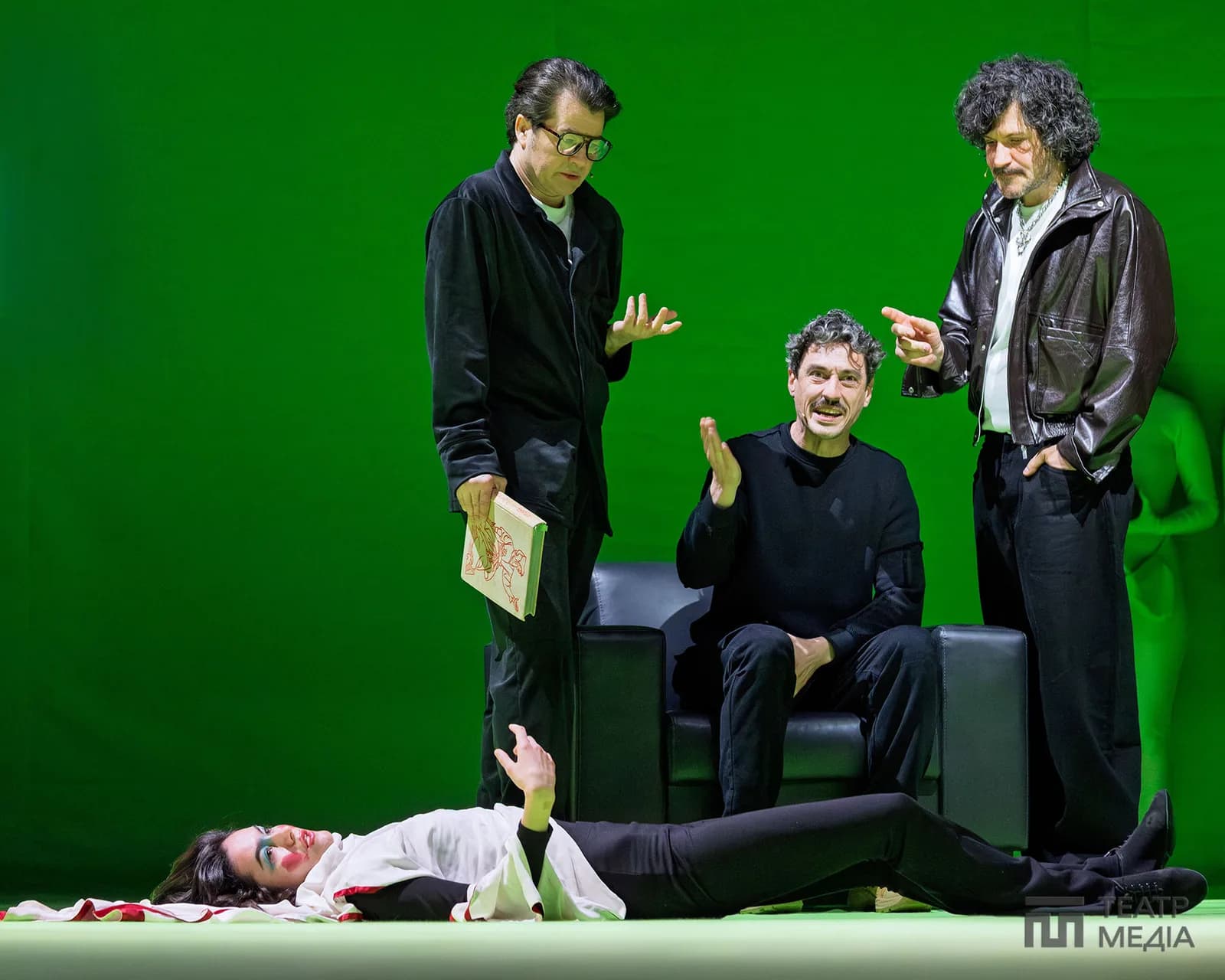 “Троянство” Давида Петросяна: про “Енеїду” без героя, а театр без мети — 22