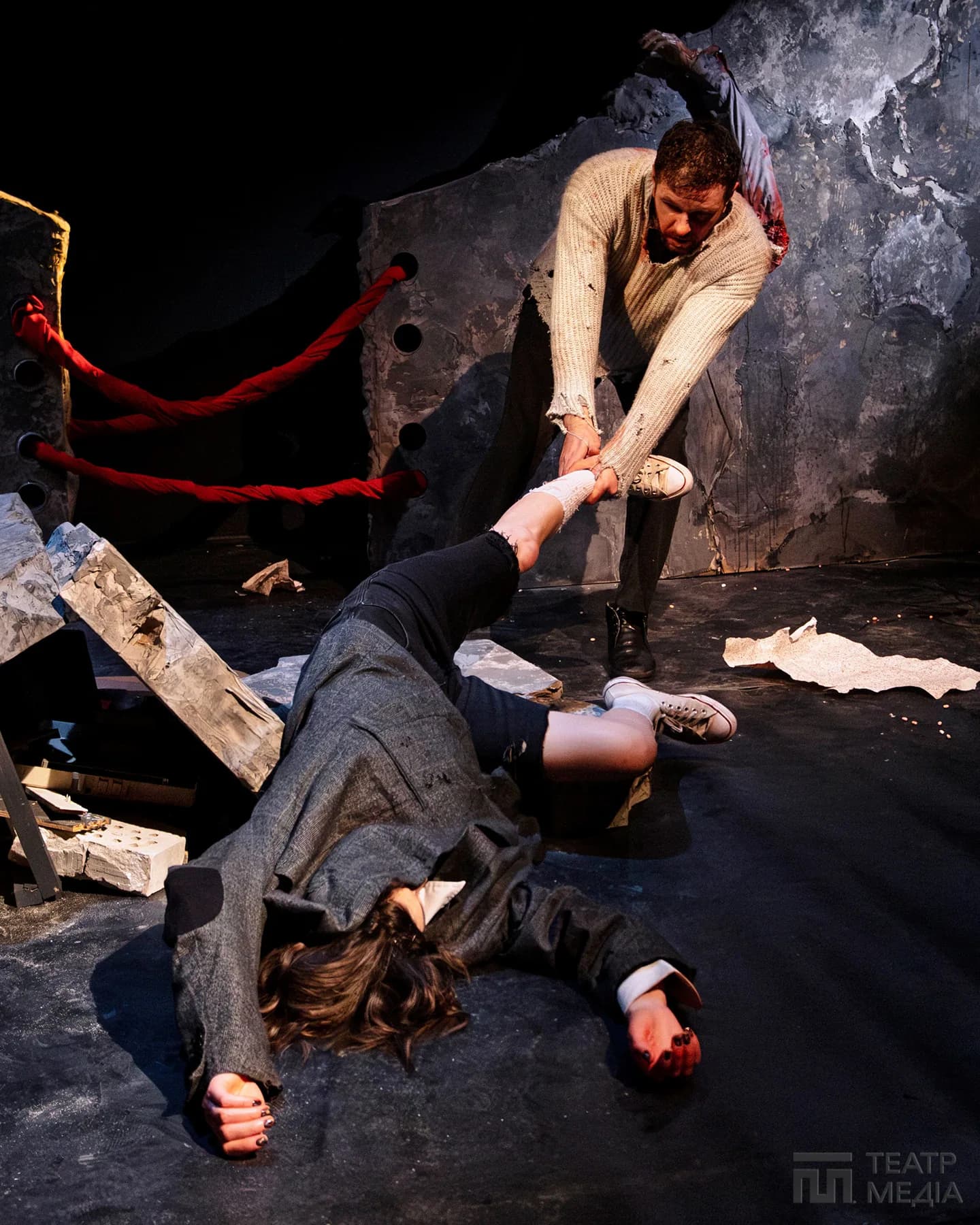 Від абсурду до трешу – один УРОК — 4