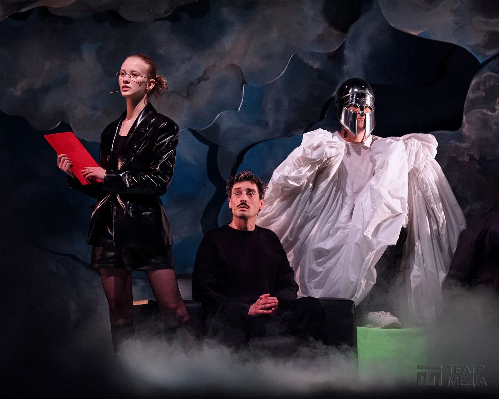 “Троянство” Давида Петросяна: про “Енеїду” без героя, а театр без мети — 12